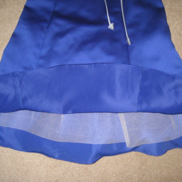 Alfred Angelo, beautiful satiny 2 tone blue girls dress, size 8 - Picture 10 of 11